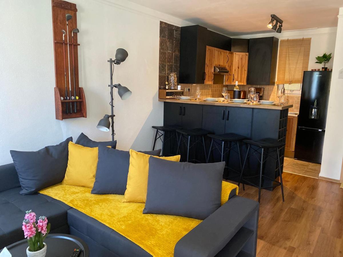 Bad-Buek Golf & Wellnes Apartman Villapark Εξωτερικό φωτογραφία